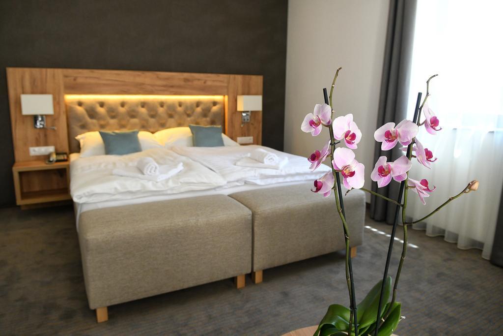 Hotel Diana ชิโอฟก ภายนอก รูปภาพ
