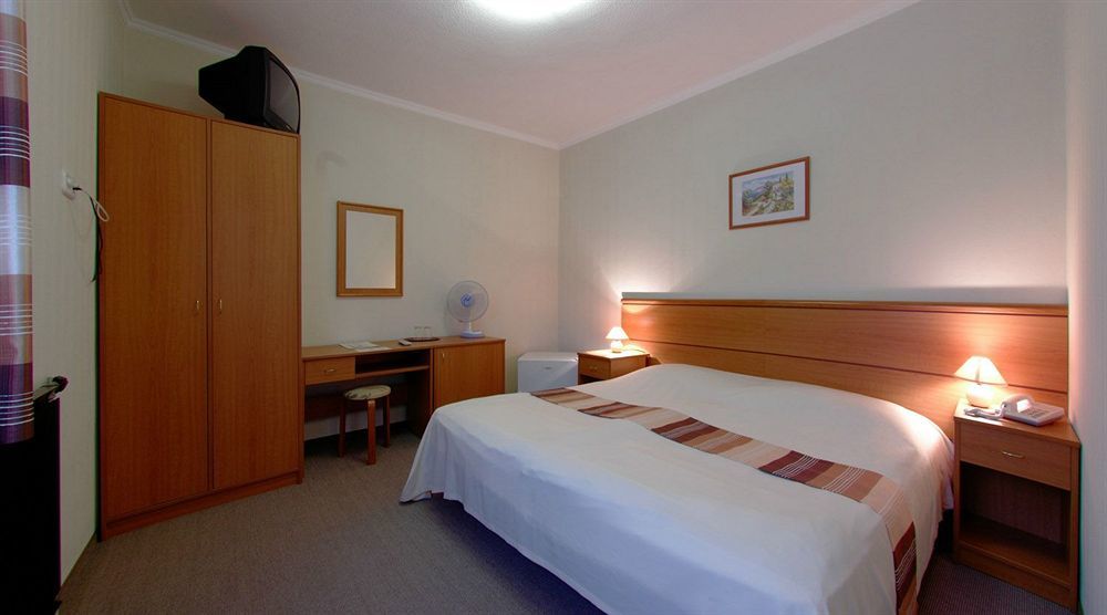 Hotel Diana ชิโอฟก ภายนอก รูปภาพ