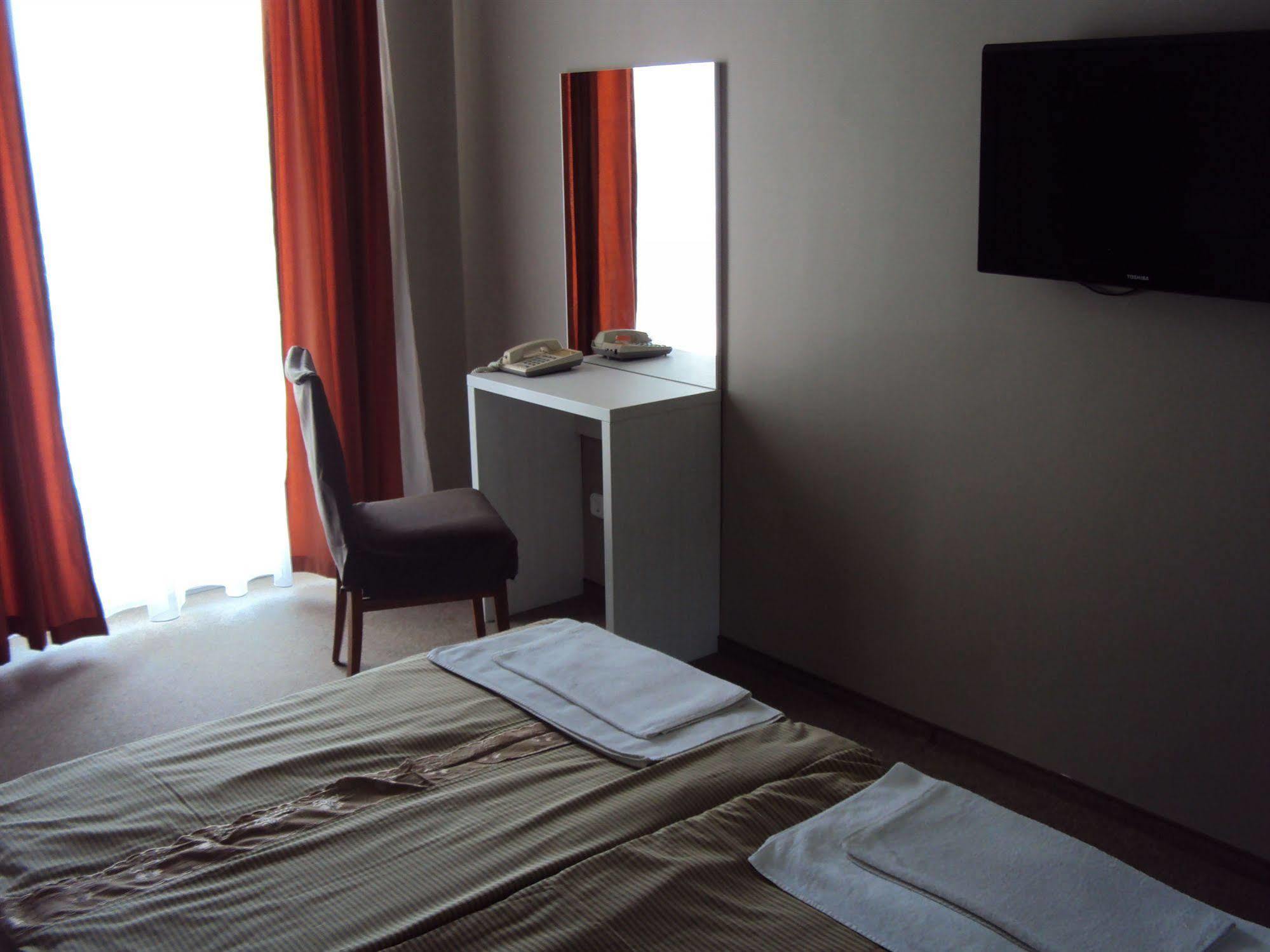Hotel Diana ชิโอฟก ภายนอก รูปภาพ